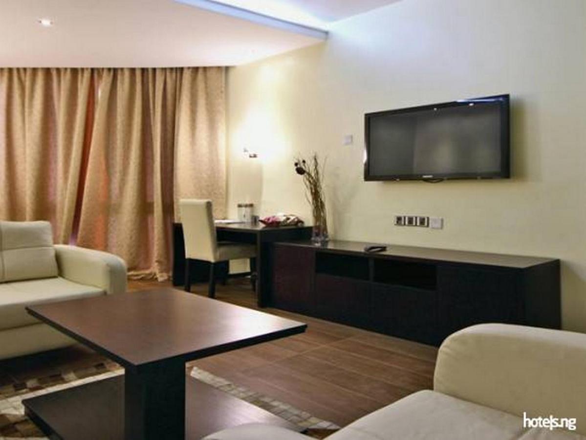 Room In Lodge - Hotel Presidential Port Harcourt Exteriér fotografie